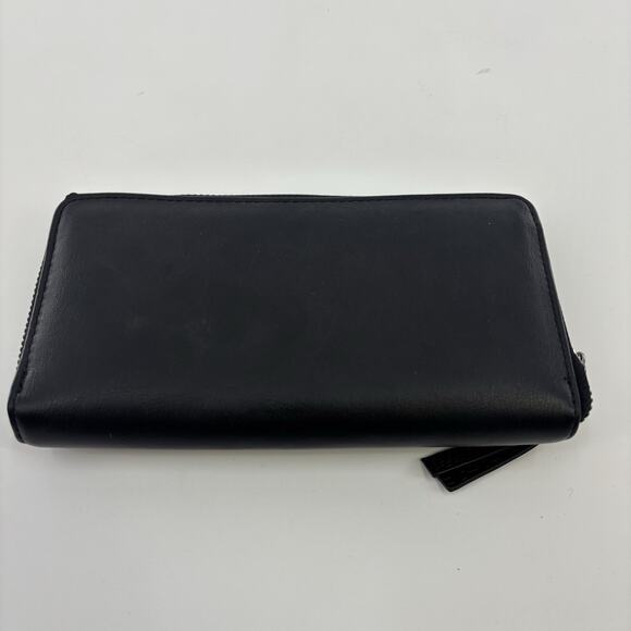 Simply Vera Wallet Black Zippered Signature Wallet 4"H X 7.5"L FREE SHIPPING - Picture 2 of 5